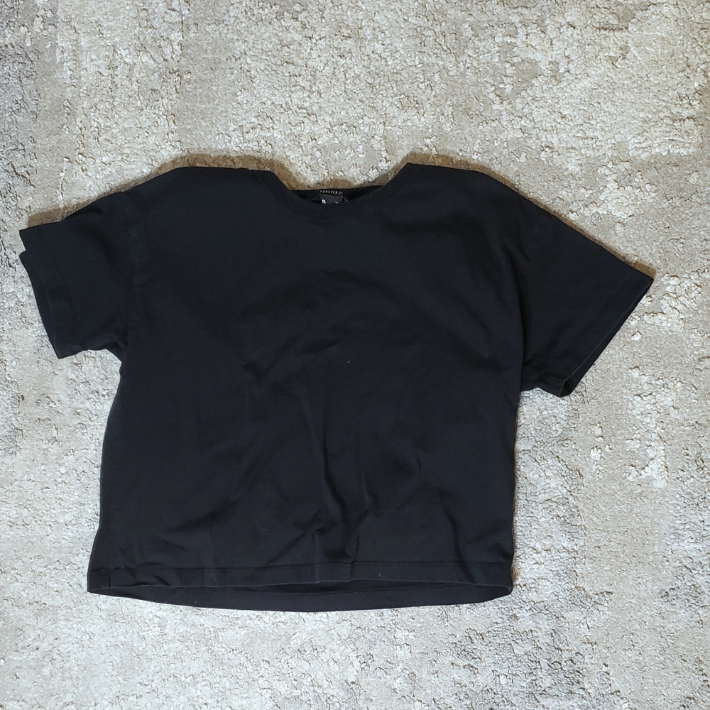 Black Short Sleeve Boxy Tee